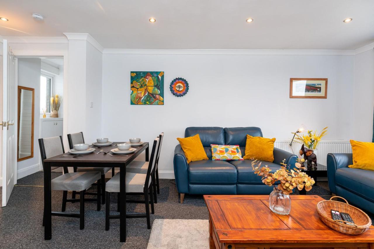 Lovely 3-Bedroom Flat With Free Parking Bridge of Allan Exterior foto